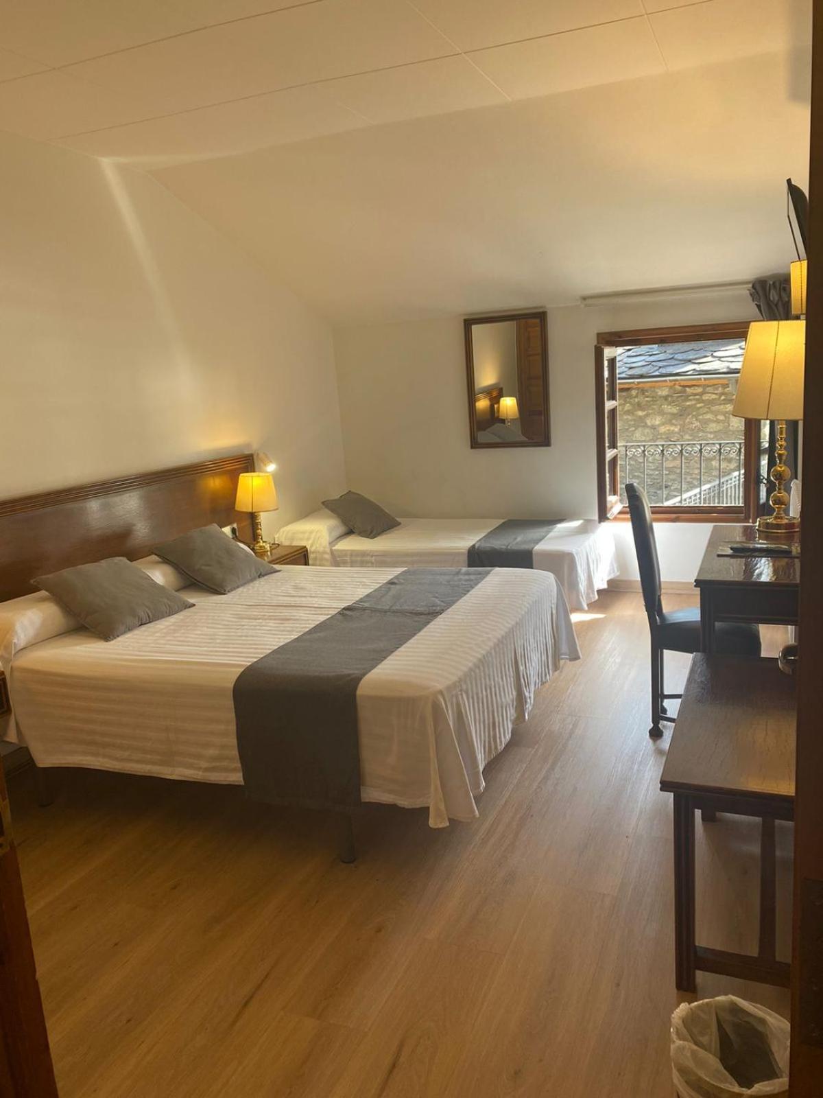 Hotel Santa Barbara De La Vall D'Ordino Exteriér fotografie