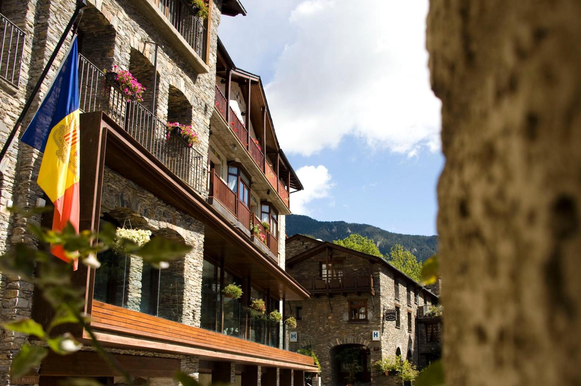 Hotel Santa Barbara De La Vall D'Ordino Exteriér fotografie